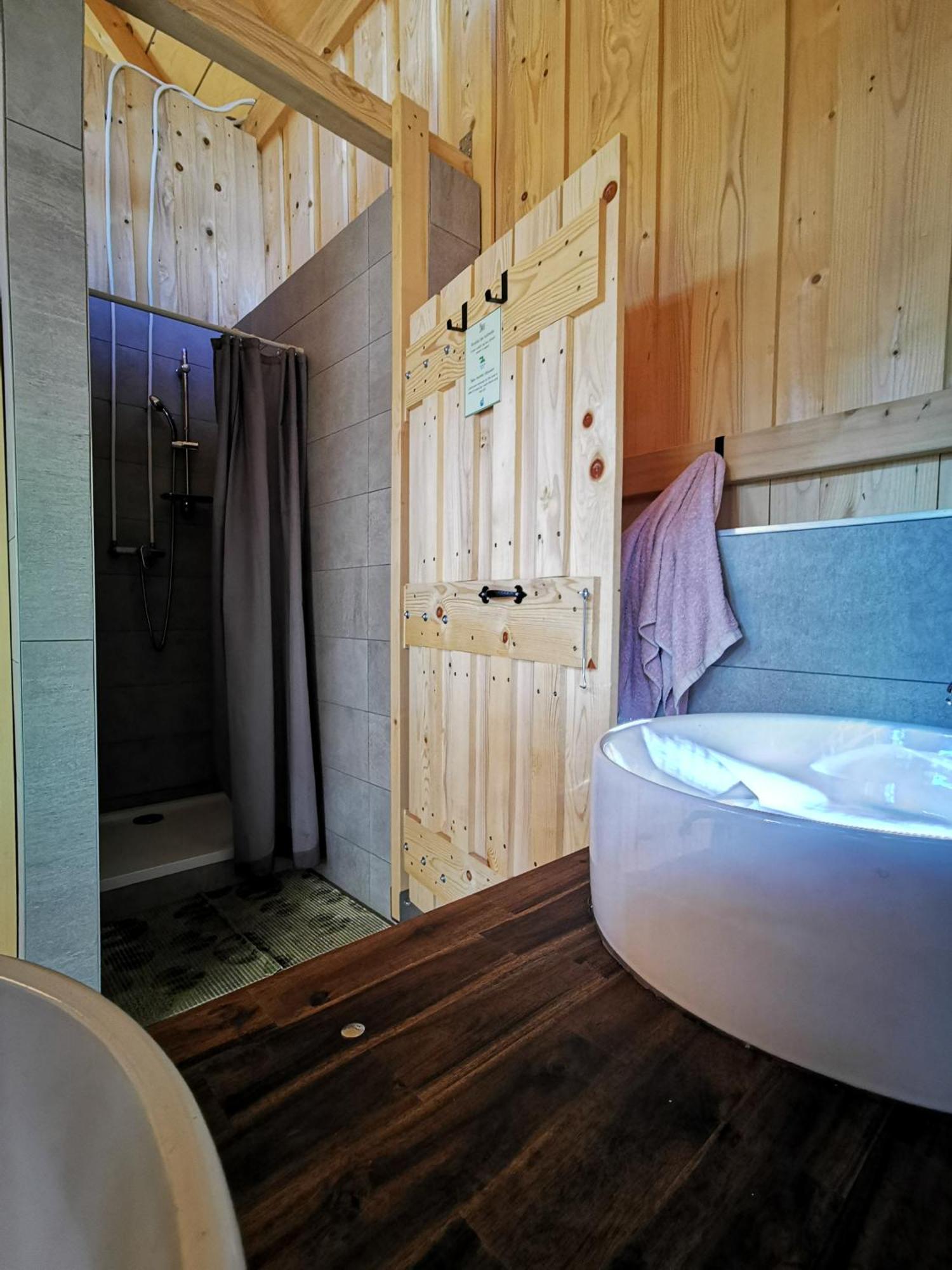Kamp Beli Gaber Hotel Stari Trg pri Lozu Exterior photo